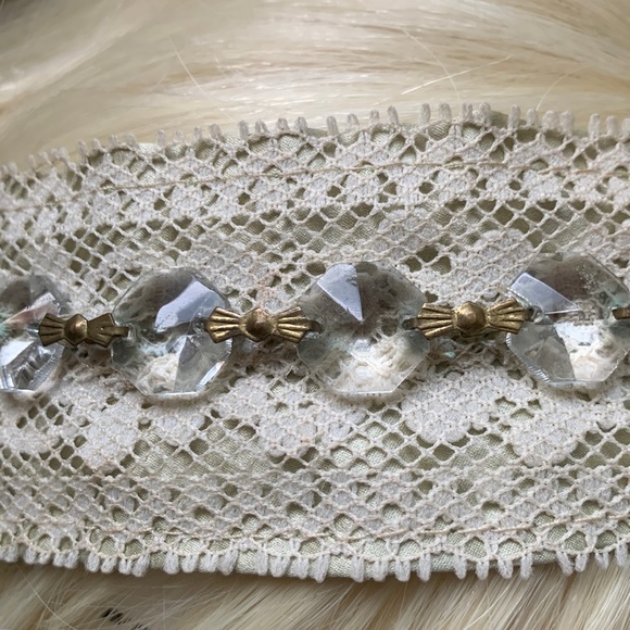 Art deco - rhinestone crystals headband with antique buckle - Picture 5 of 9